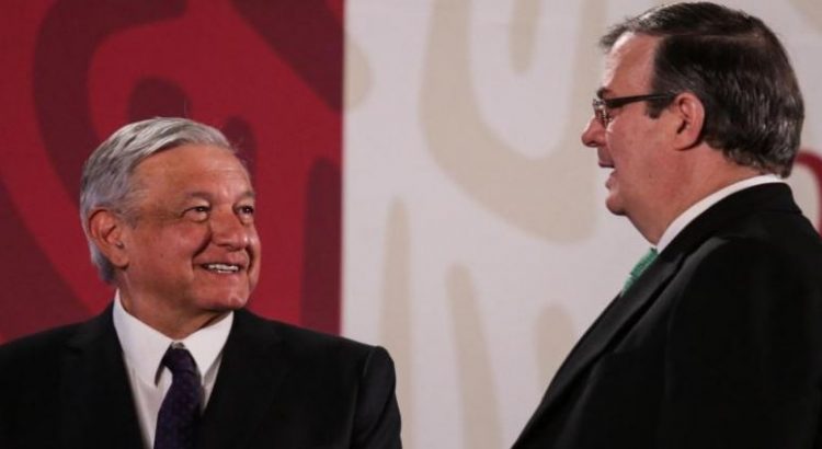 AMLO defiende trabajo de Marcelo Ebrard