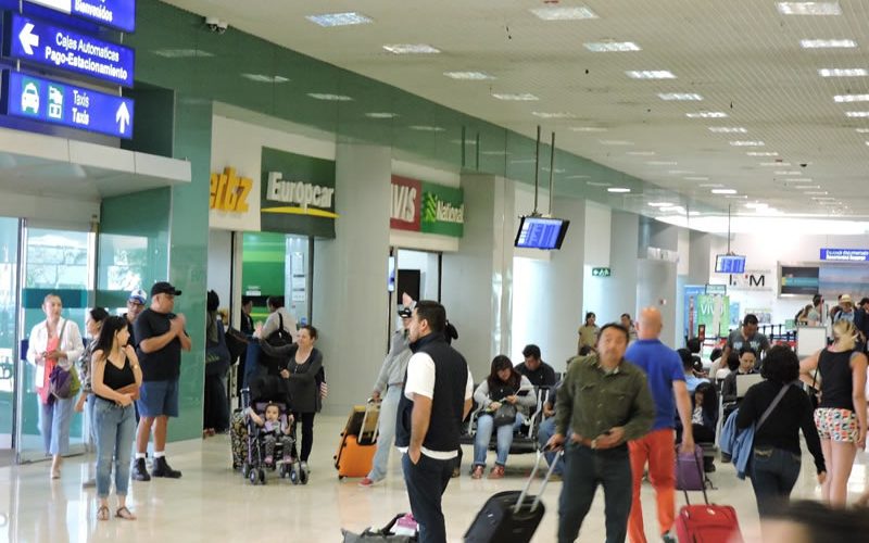 Aeropuerto de Mérida programa 60 vuelos para este viernes