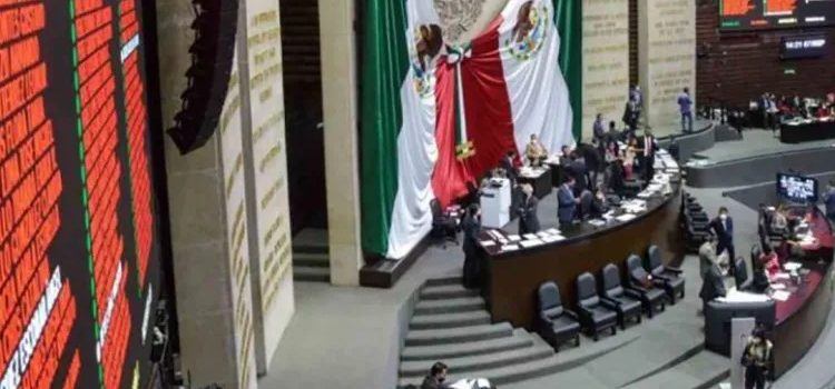 Dejan Diputados pendiente la eliminación del Horario de Verano