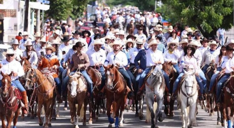 Yucatán rompe récord en cabalgata