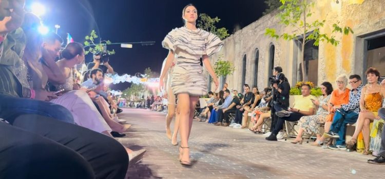 Con vestuarios hechos por disñadores locales se llevó a cabo el Fashion Fest Carnaval en Mérida