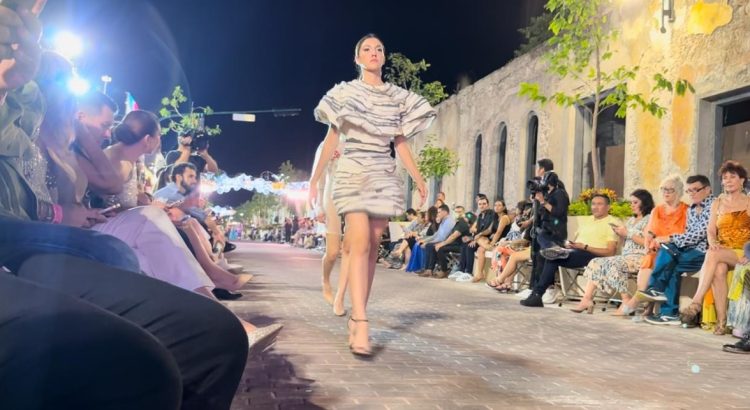 Con vestuarios hechos por disñadores locales se llevó a cabo el Fashion Fest Carnaval en Mérida