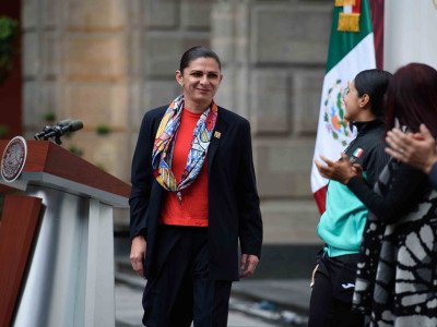 Por desvío de recursos investiga la FGR a Ana Guevara