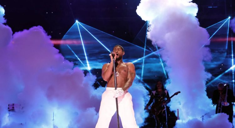 Usher rinde homenaje a Michael Jackson en el medio tiempo del Super Bowl