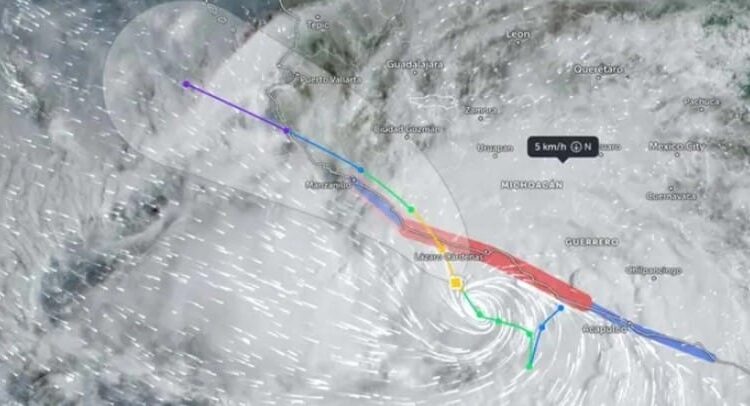 Alerta roja en Michoacán y Colima por tormenta tropical «John»