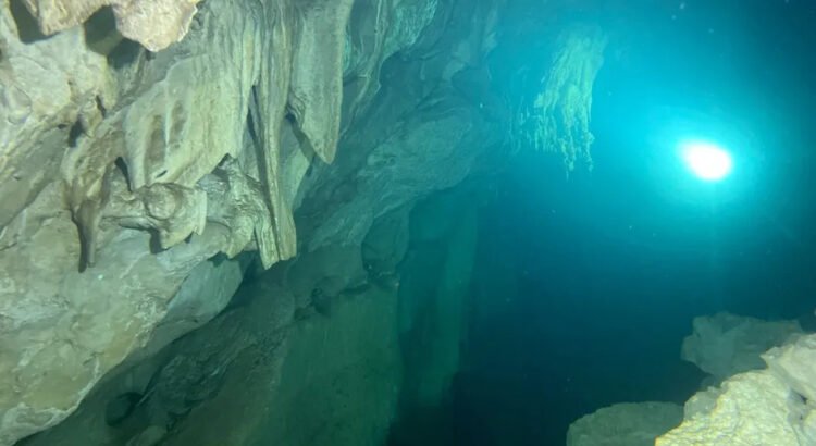 Localizan cuerpo de buzo argentino en cenote de Yucatán