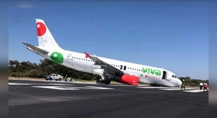 Vuelo de Viva Aerobús que se dirigía a Mérida, aterrizó de emergencia en Cuba