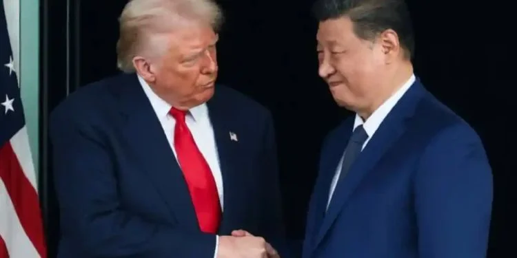 Acuerdan Estados Unidos y China suspender tarifas marítimas por un año Acuerdan Estados Unidos y China suspender tarifas marítimas por un año