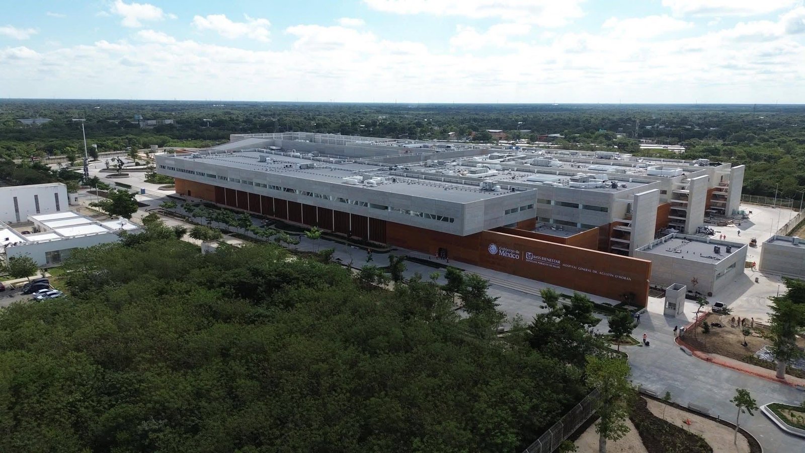 Nuevo hospital O’Horán entrará a operación con IMSS Bienestar tras entrega federal