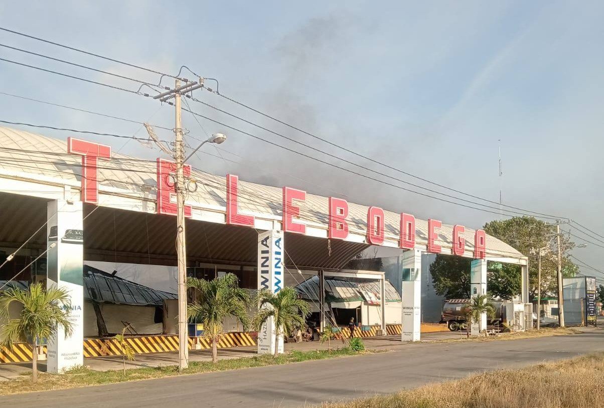 Incendio en Telebodega de Mérida moviliza a cuerpos de emergencia