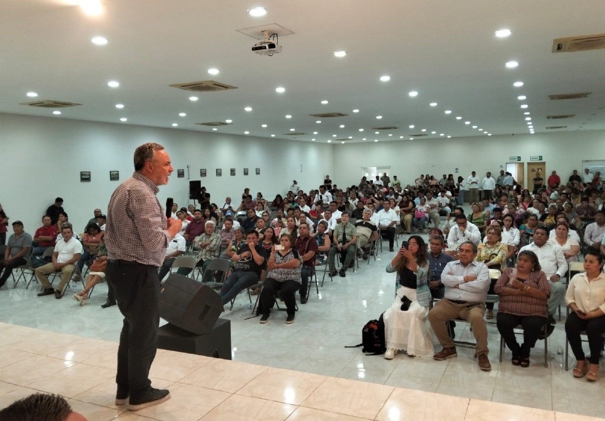 Las factureras saquean las finanzas públicas, afirma Ramírez Cuéllar en Mérida