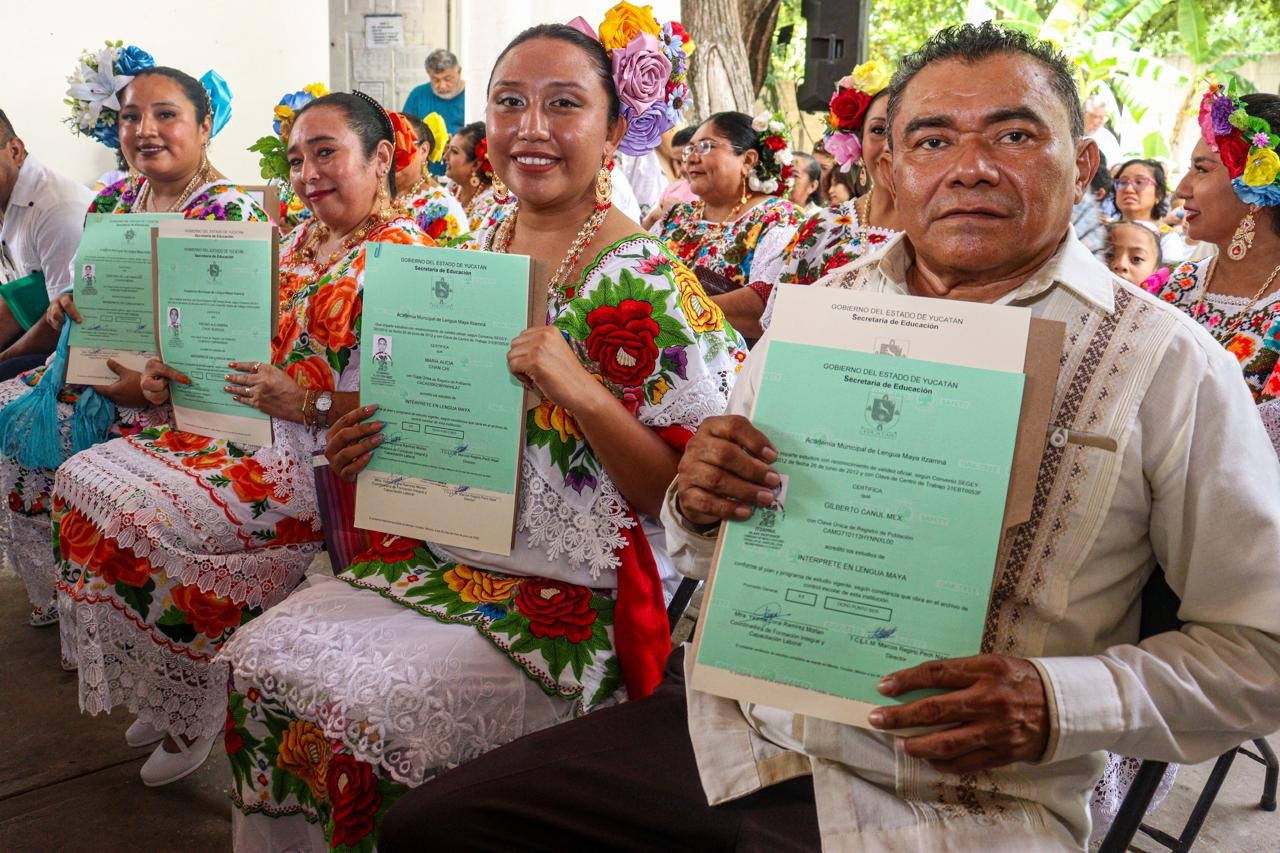 Mérida: se certifican 20 nuevos intérpretes de lengua maya
